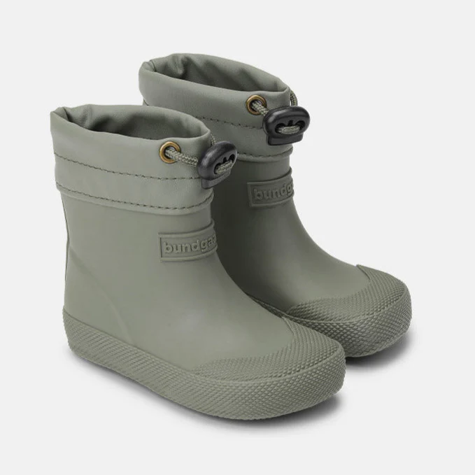 Bundgaard Cover Barefoot Army