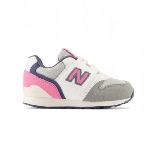 NEW BALANCE IZ996 XG3 Blanc rose Chaussures Basses Baskets Sneakers